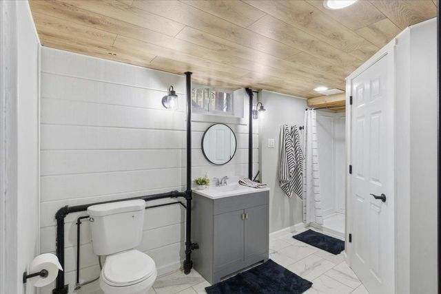 1180 132nd Lane NE, Blaine, MN 55434