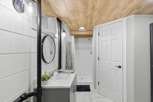 1180 132nd Lane NE, Blaine, MN 55434