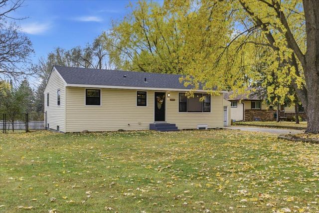 1180 132nd Lane NE, Blaine, MN 55434