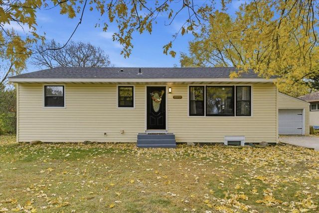 1180 132nd Lane NE, Blaine, MN 55434