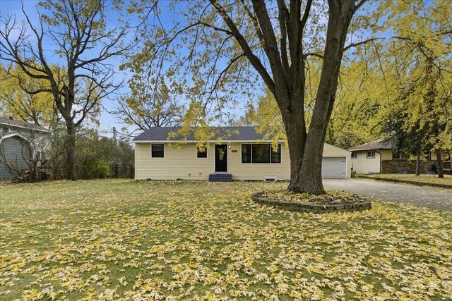 1180 132nd Lane NE, Blaine, MN 55434