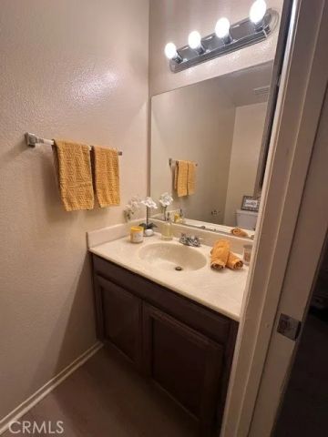5217 Satsuma 4, North Hollywood, CA 91601