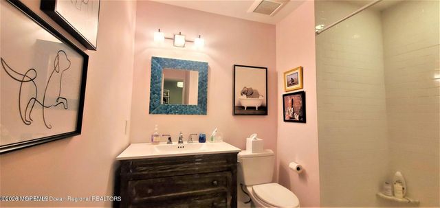 53 Essex Drive 2053, Little Silver, NJ 07739