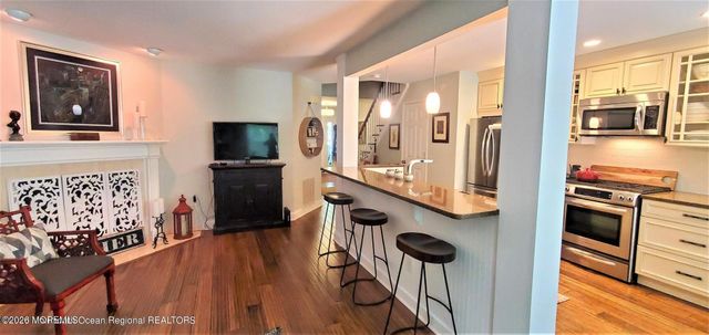 53 Essex Drive 2053, Little Silver, NJ 07739