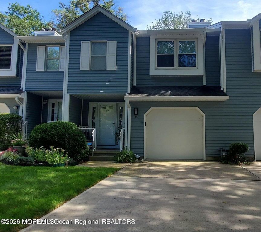 53 Essex Drive 2053, Little Silver, NJ 07739