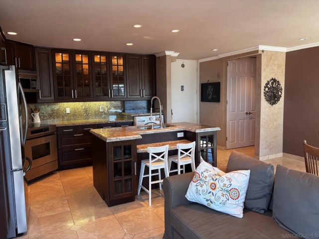 1040 Coast Blvd S 302, La Jolla, CA 92037