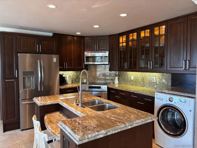 1040 Coast Blvd S 302, La Jolla, CA 92037