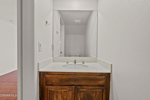4431 Honeyglen Court, Moorpark, CA 93021