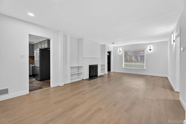 428 Girard Avenue, Royal Oak, MI 48073