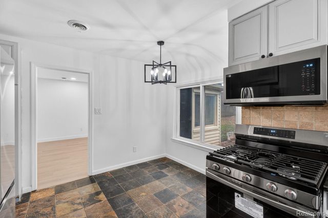 428 Girard Avenue, Royal Oak, MI 48073
