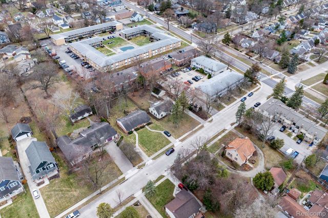 428 Girard Avenue, Royal Oak, MI 48073