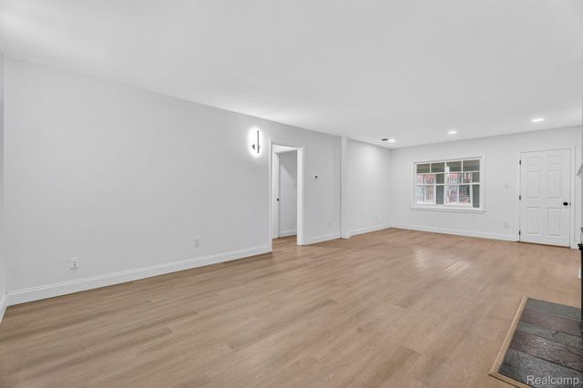 428 Girard Avenue, Royal Oak, MI 48073