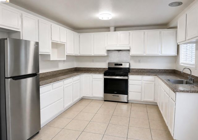 1317 83Rd Ave, Oakland, CA 94621