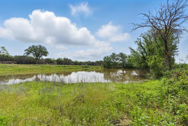 900 Calhoun Road, Gordon, TX 76453