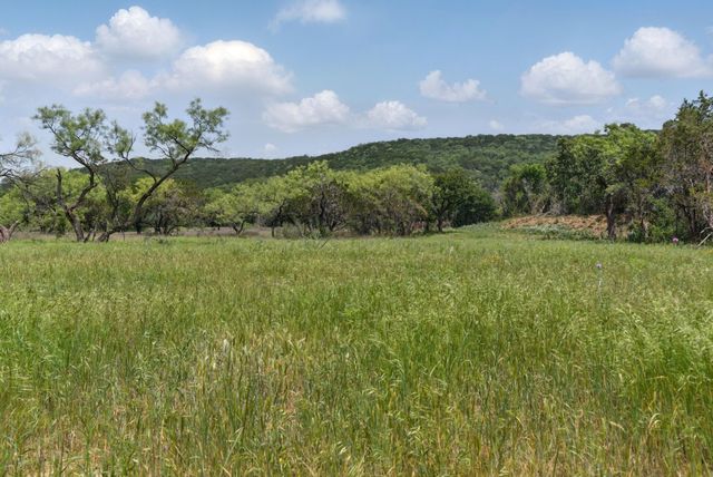900 Calhoun Road, Gordon, TX 76453