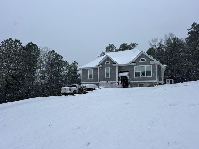 23 Oak Meadow Drive, Rock Spring, GA 30739