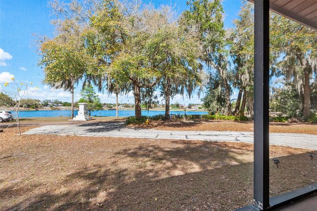 1233 SAINT ANNE SHRINE ROAD, Lake Wales, FL 33898