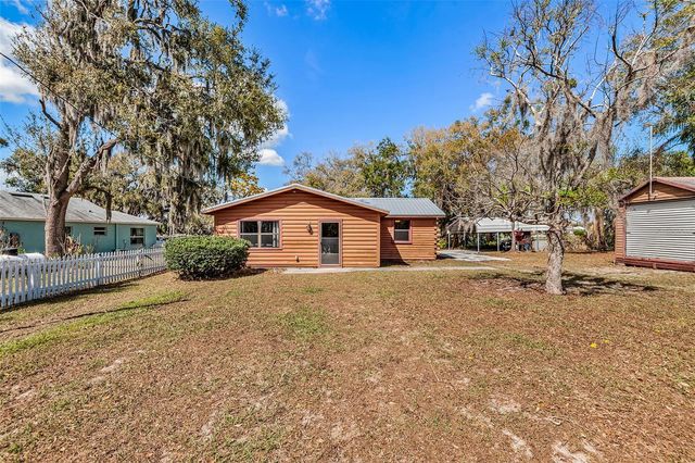 1233 SAINT ANNE SHRINE ROAD, Lake Wales, FL 33898