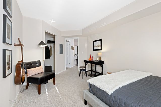 1903 Brookdale Drive 108, Naperville, IL 60563