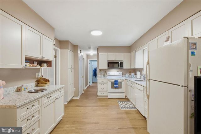 9810 GOLDEN RUSSET DR, Dunkirk, MD 20754