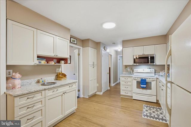 9810 GOLDEN RUSSET DR, Dunkirk, MD 20754
