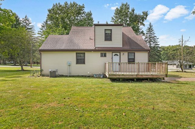 2718 S Locust Road, South Bend, IN 46614