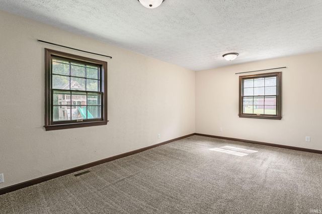 2718 S Locust Road, South Bend, IN 46614