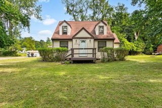 2718 S Locust Road, South Bend, IN 46614
