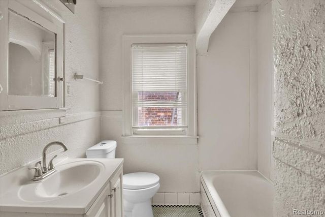 8335 Wisconsin Street, Detroit, MI 48204