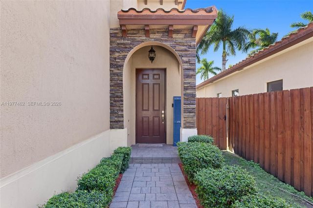 2380 NE 1st St, Homestead, FL 33033