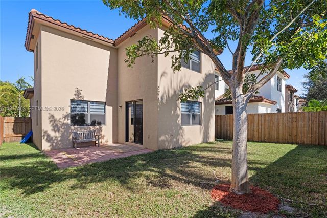 2380 NE 1st St, Homestead, FL 33033