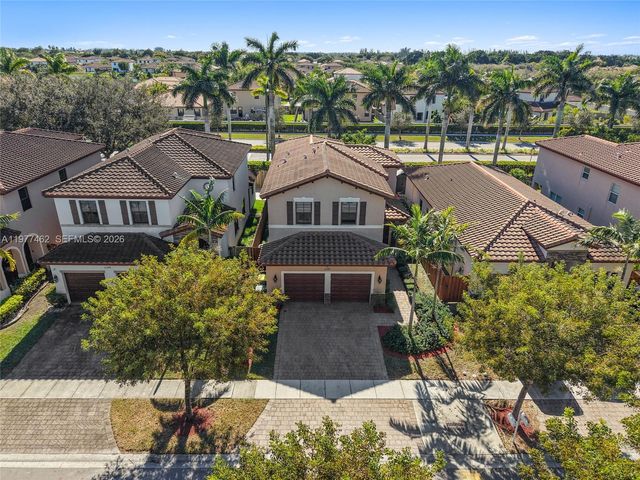 2380 NE 1st St, Homestead, FL 33033