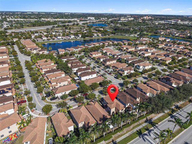 2380 NE 1st St, Homestead, FL 33033