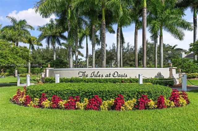 2380 NE 1st St, Homestead, FL 33033