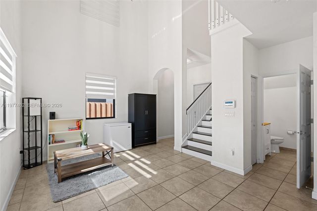 2380 NE 1st St, Homestead, FL 33033