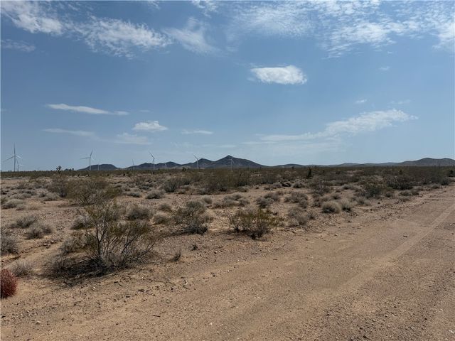 11437 W Maverick Drive, White Hills, AZ 86445