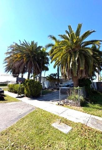 13041 SW 260th Ter, Homestead, FL 33032