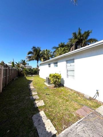 13041 SW 260th Ter, Homestead, FL 33032