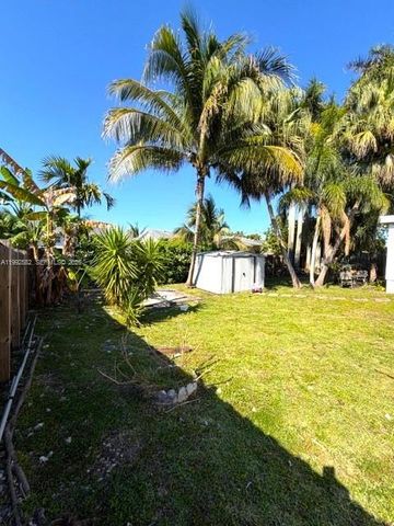 13041 SW 260th Ter, Homestead, FL 33032