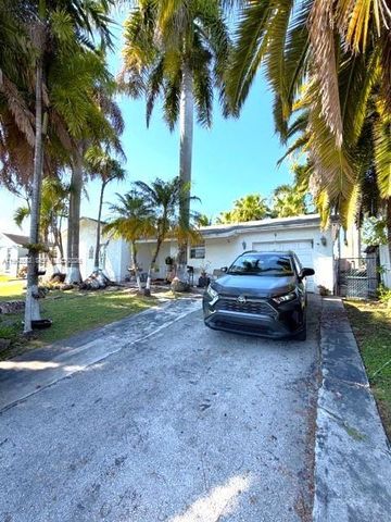 13041 SW 260th Ter, Homestead, FL 33032