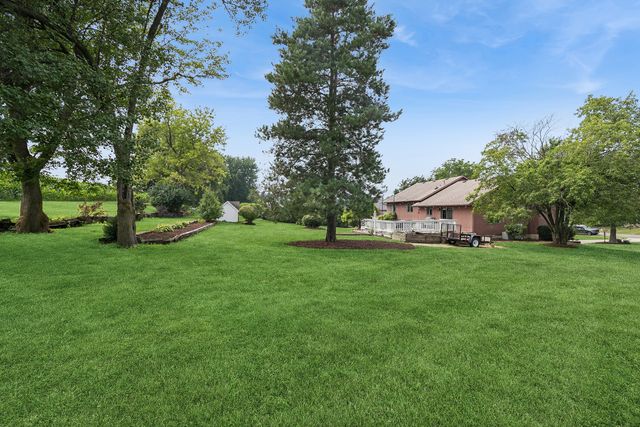 805 Amber Lane, Lake Villa, IL 60046