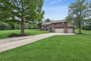 805 Amber Lane, Lake Villa, IL 60046