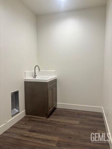 13005 Plum Hallow Avenue, Bakersfield, CA 93314