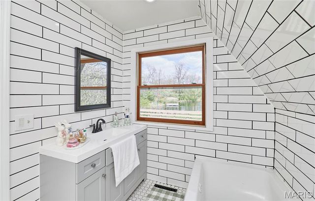 29086 State Highway Aa, Wright City, MO 63390