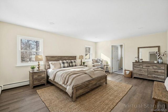 17 Montclair Street, Port Jefferson Station, NY 11776