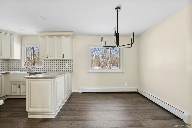 17 Montclair Street, Port Jefferson Station, NY 11776