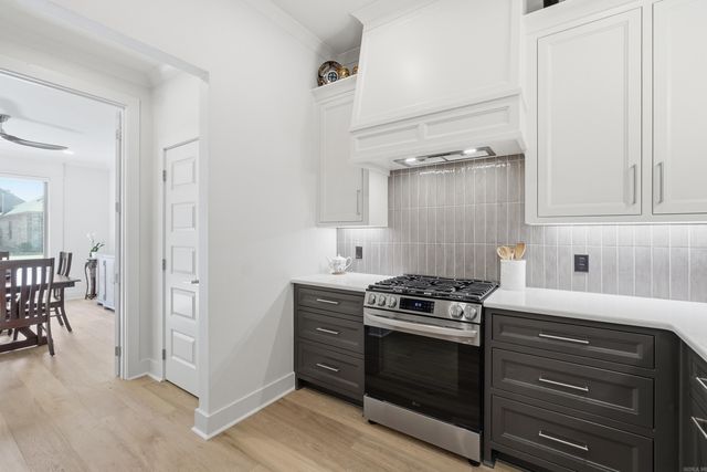 135 Woodlands Park Drive, Little Rock, AR 72211