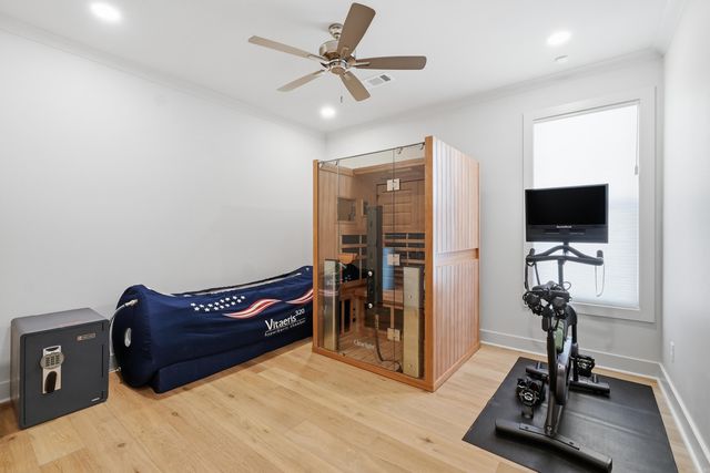 135 Woodlands Park Drive, Little Rock, AR 72211