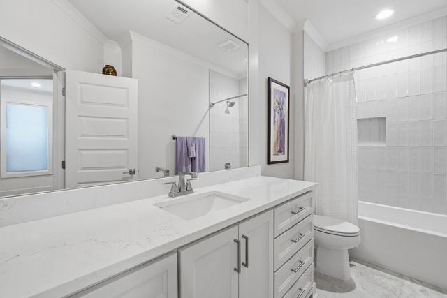 135 Woodlands Park Drive, Little Rock, AR 72211