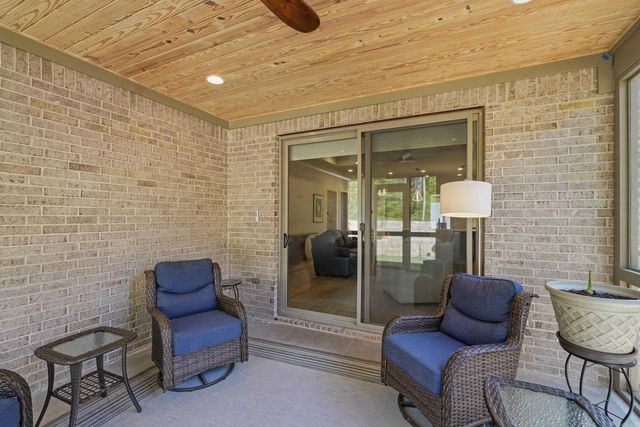 135 Woodlands Park Drive, Little Rock, AR 72211